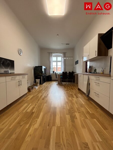 Exklusive und moderne Wohnung mit Altbau-Flair sichern! Profitieren Sie von einem garantiert einzigartigen Wohnerlebnis in Welser Toplage/Dragonerhöfe! Ab 01.06.2026 verfügbar!