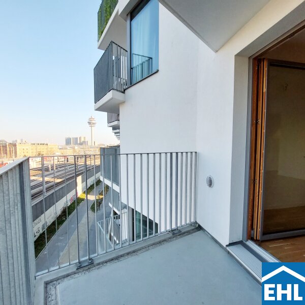 Sonnwendviertel: 1-Zimmer-Wohnung mit Balkon in der 11. Etage ? Fitnessraum, Co-Working & Rooftop-Terrasse inklusive!