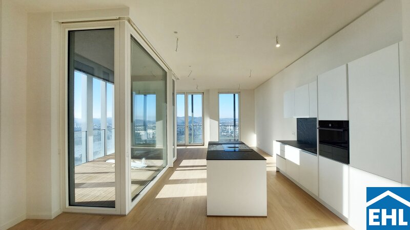 Erstbezug ? 3-Zi.-Wohnung mit Rooftop Pool & Sauna