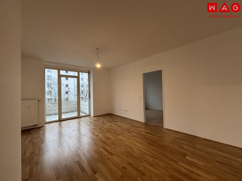 Wohnen im Grünen: 3 Zimmer mit Freifläche & Top-Anbindung! Ab sofort zu beziehen!