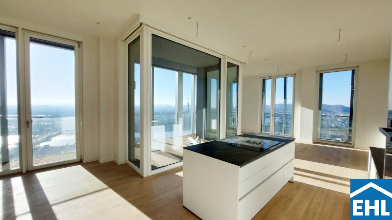 Erstbezug ? 3-Zi.-Wohnung mit Rooftop Pool & Sauna