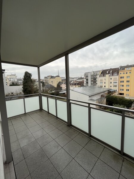 Stilvolle 3-Zi-Wohnung mit Balkon im Linzer Zentrum