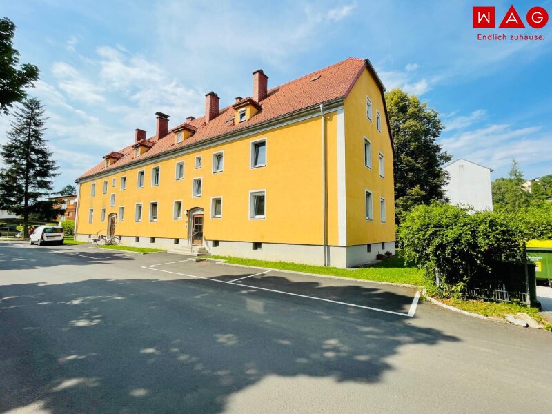 Preis-Hit! Gemütliche, sonnige Dachgeschoßwohnung, mit Küche, zentrumsnah