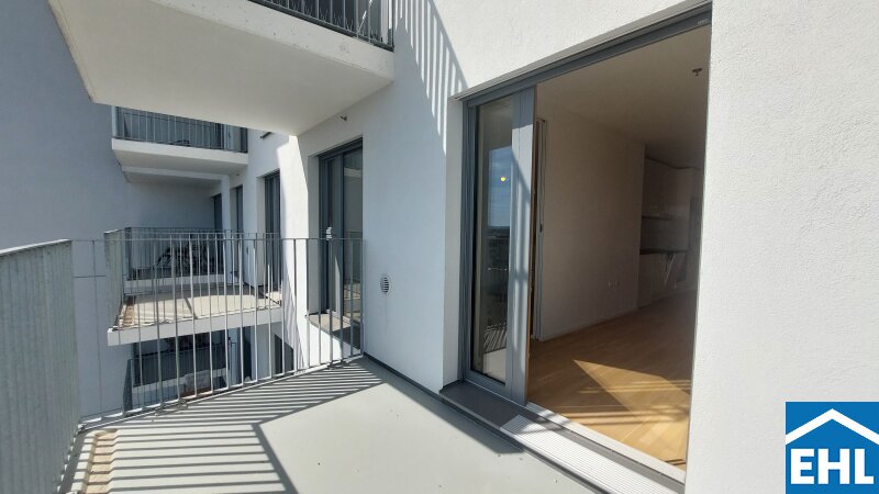 Sonnwendviertel: 2-Zimmer-Wohnung mit Balkon in der 18. Etage ? Fitnessraum, Co-Working & Rooftop-Terrasse inklusive!