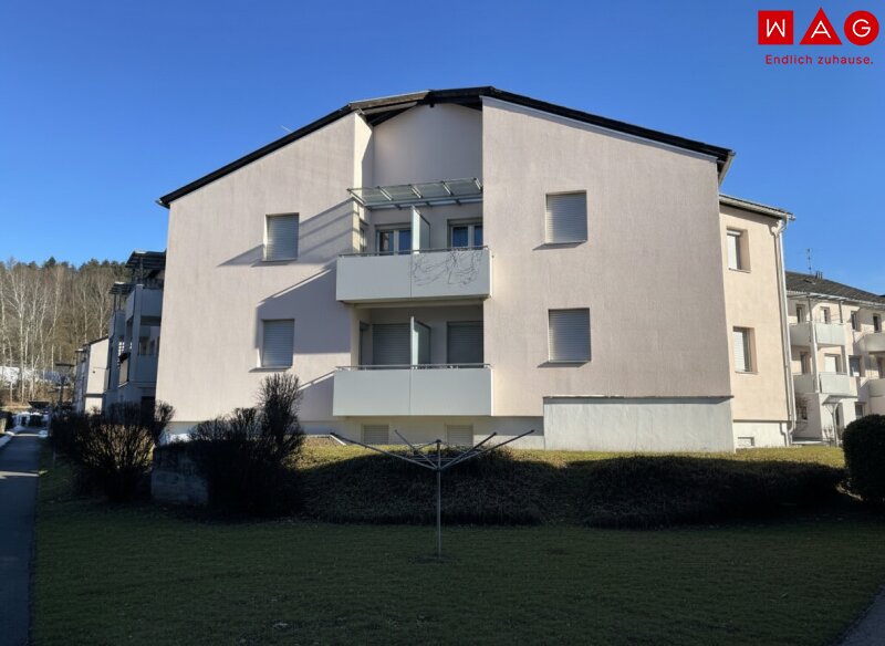 Traumhafte Maisonette-Wohnung mit Balkon und Garage, nie mehr Parkplatz-suchen!