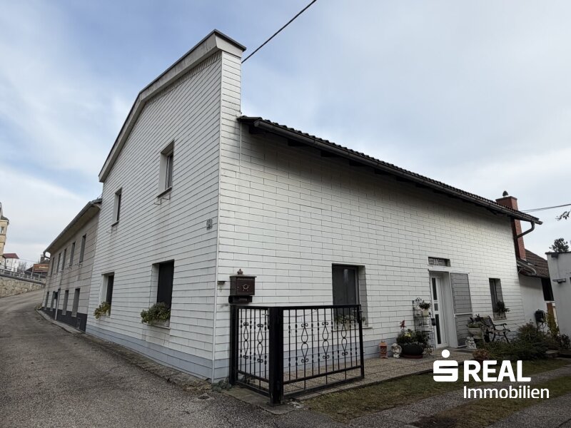 Großzügiges Wohnhaus in zentraler Lage von Enns