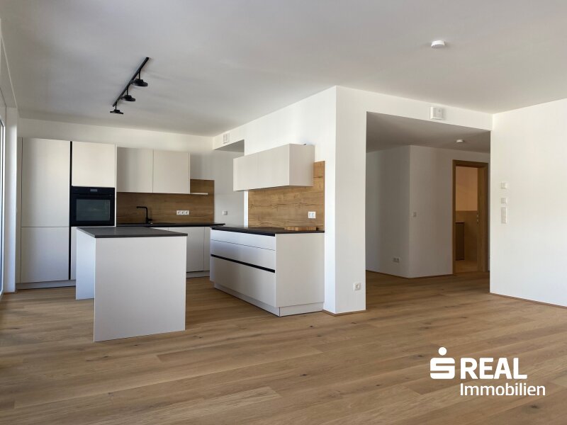 Hochwertige 3-Zimmer-Neubauwohnung mit Balkon und Tiefgaragenplatz