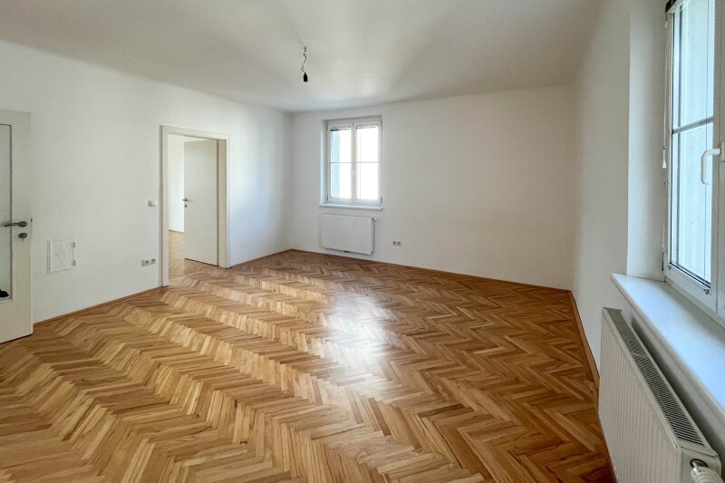 Top gepflegte Mietwohnung mit WG-Eignung gegenüber Bahnhof Hütteldorf