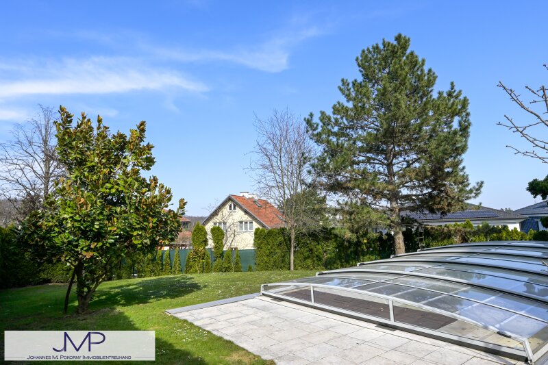 Modernes Wohnen am Lainzer Tiergarten ? Geräumige Neubau-Villa mit Pool und Lift!