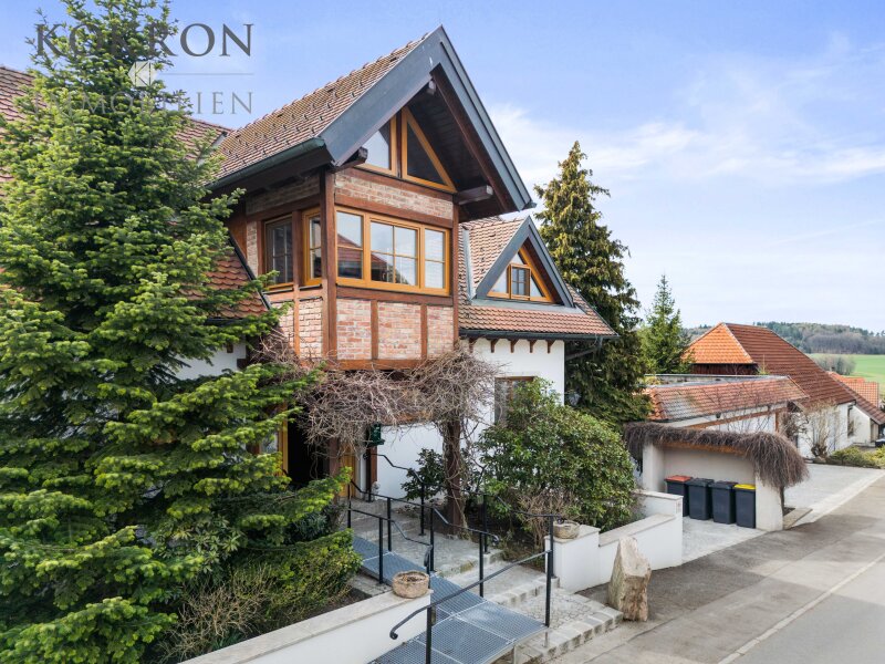 Rarität: Luxuriöses Anwesen der Extraklasse: Wohnen und Genießen auf höchstem Niveau!