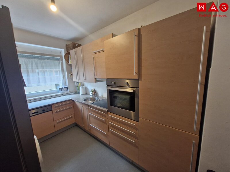 Wunderschöne südseitige 2 Zimmer Wohnung mit Tiefgarage!