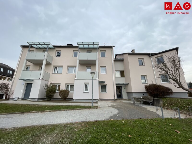 Keine Parkplatzsuche mehr! Super Maisonettewohnung mit Garage und Balkon!