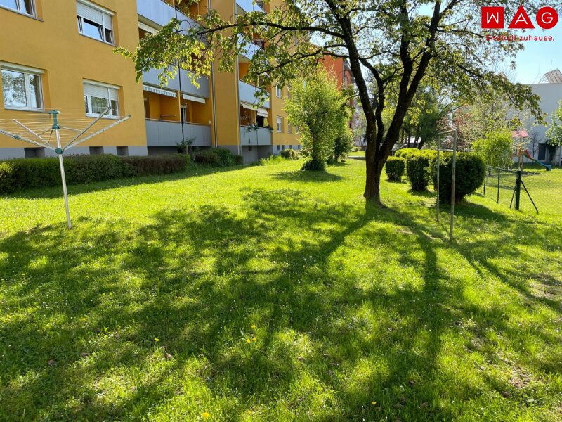 Wohlfühlwohnung, Familienwohnung saniert im Hochparterre, sonnige Süd-Westlage!