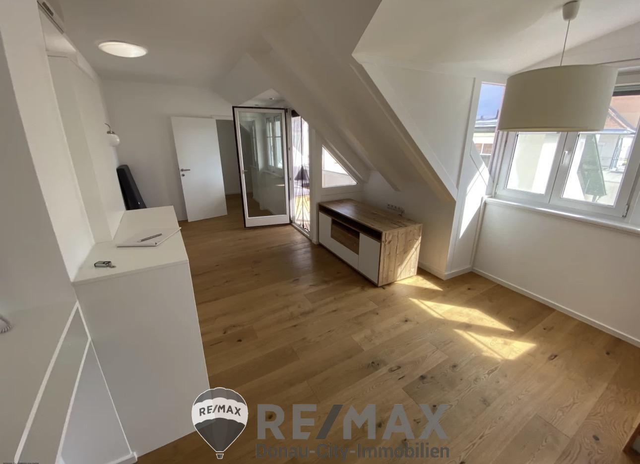 "Zentraler geht?s nicht ? helle 2,5-Zimmer Wohnung in der Blumenstadt"