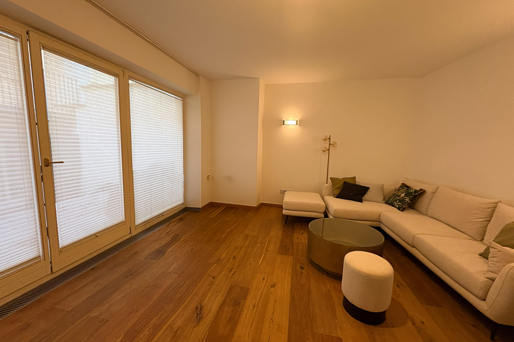 Salzburg Altstadt! Möblierte 2-Zimmer Terrassenwohnung in der Linzer Gasse