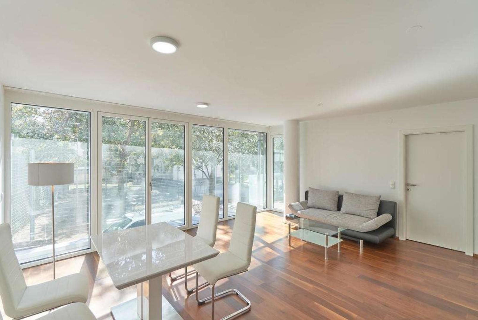 Exklusive provisionsfrei 2-Zimmer-Wohnung mit Loggia nahe 1. Bezirk - Fußbodenheizung, Lift & Klima!