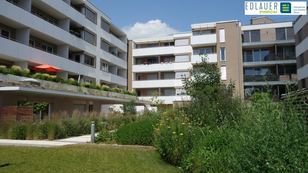 BESTE LAGE - Neubauwohnung mit großer TERRASSE